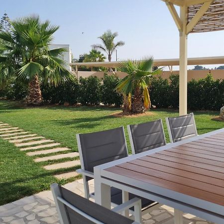 I Mestri Holiday Homes Uggiano La Chiesa Luaran gambar
